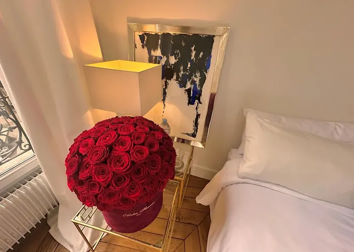 Luxury Apartment - Traveller Award 2026 - Eiffel Tower View Paris * Paris