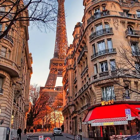 דירה Eiffel Tower View - Apartment Award 2026