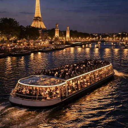 Eiffel Tower View Luxury - Award 2026 아파트 파리