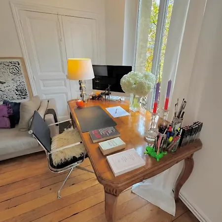 Eiffel Tower View - Apartment Award 2026 * פריז