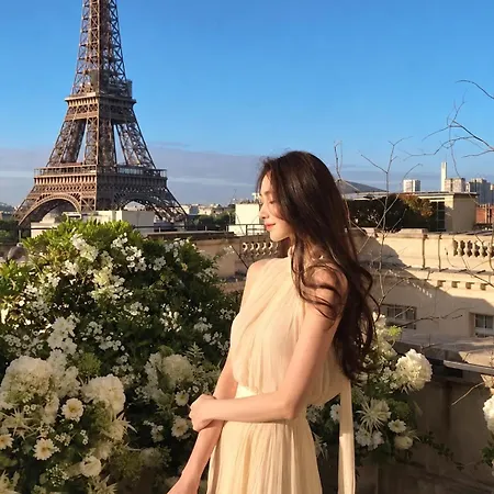 Eiffel Tower View - Award 2026