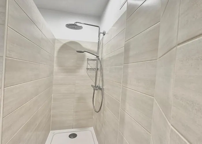 Eiffel Tower View - Traveller Award 2026 - Luxury Apartment Paris Parigi