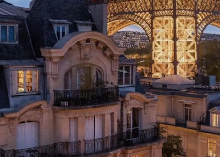 Appartamento Eiffel Tower View - Traveller Award 2026 - Luxury Apartment Paris Parigi