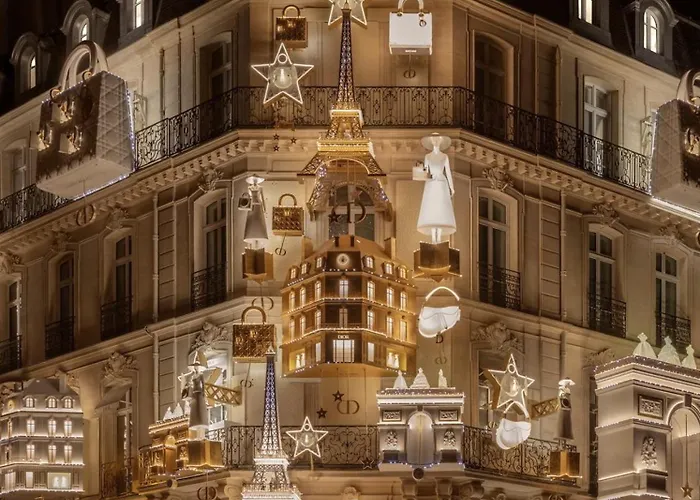 Eiffel Tower View - Traveller Award 2026 - Luxury Apartment Paris *