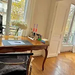 Appartamento Eiffel Tower View - - Award 2026 Parigi